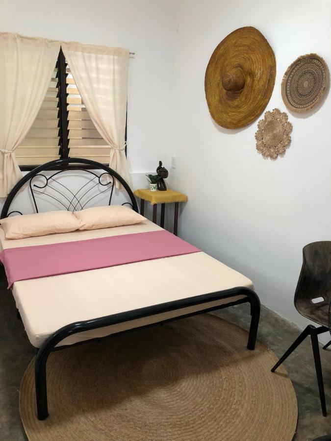 Hiraya Homestay Coron Exterior foto