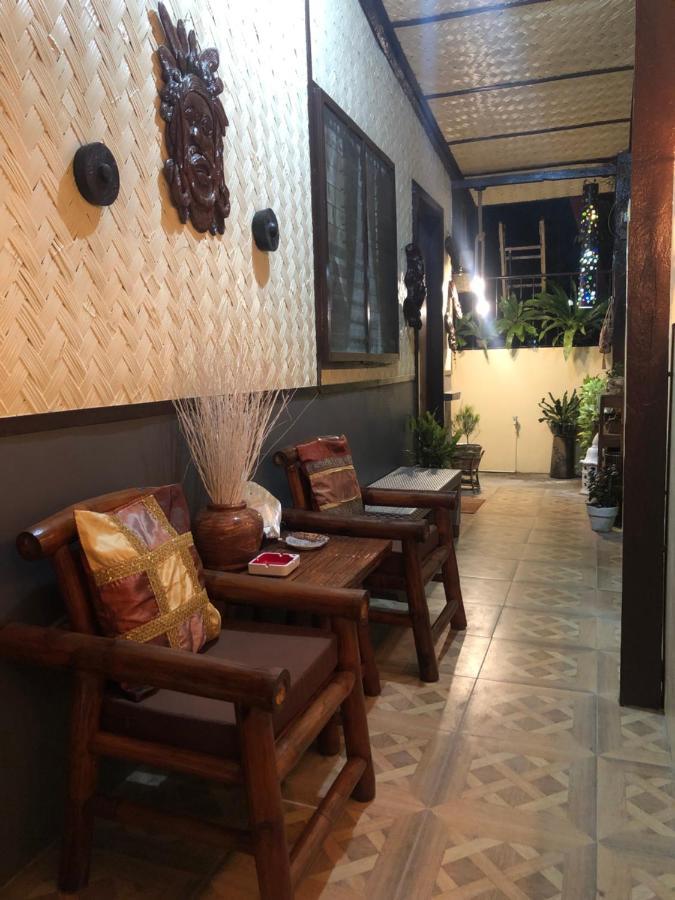 Hiraya Homestay Coron Exterior foto