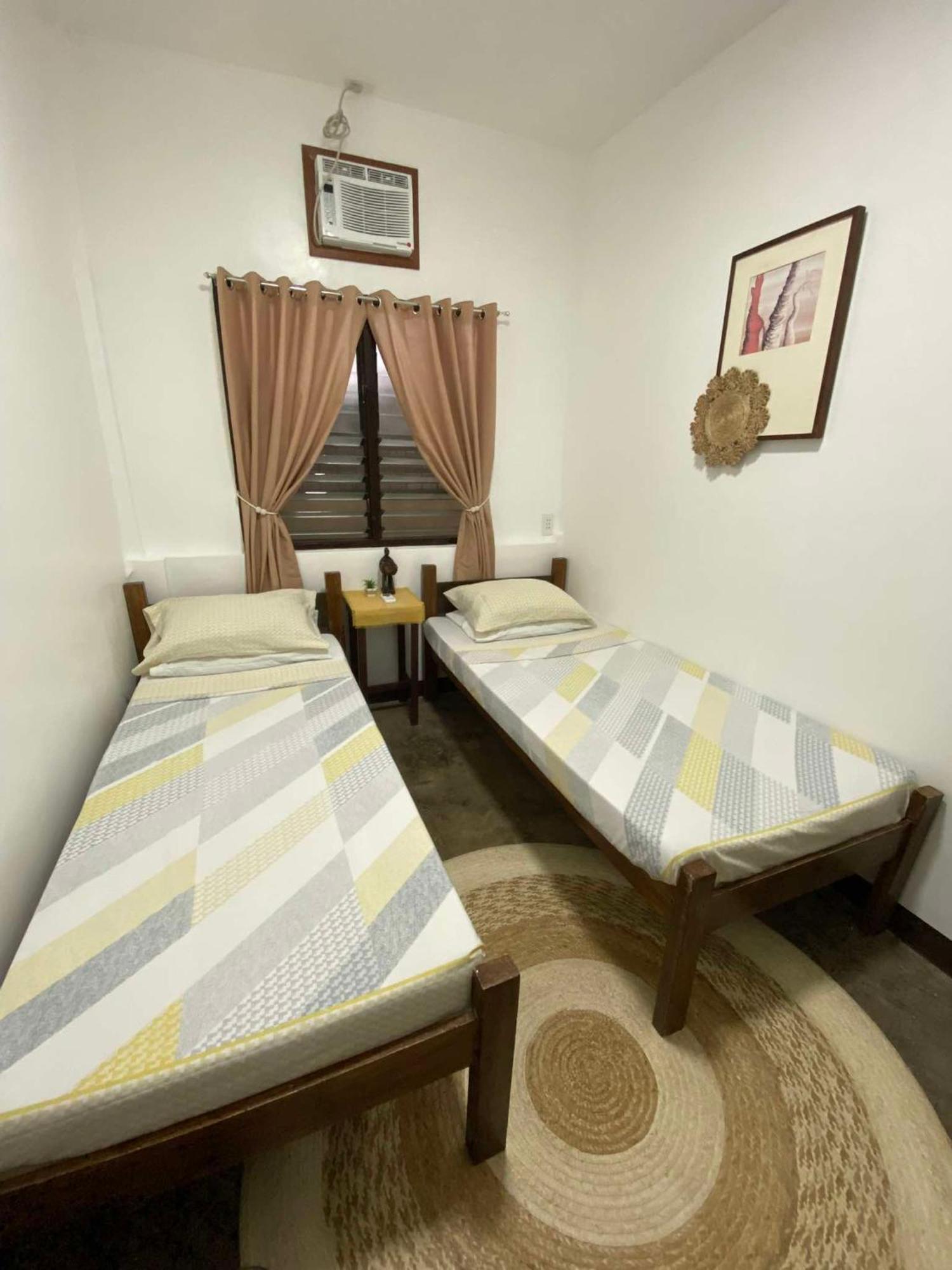 Hiraya Homestay Coron Exterior foto