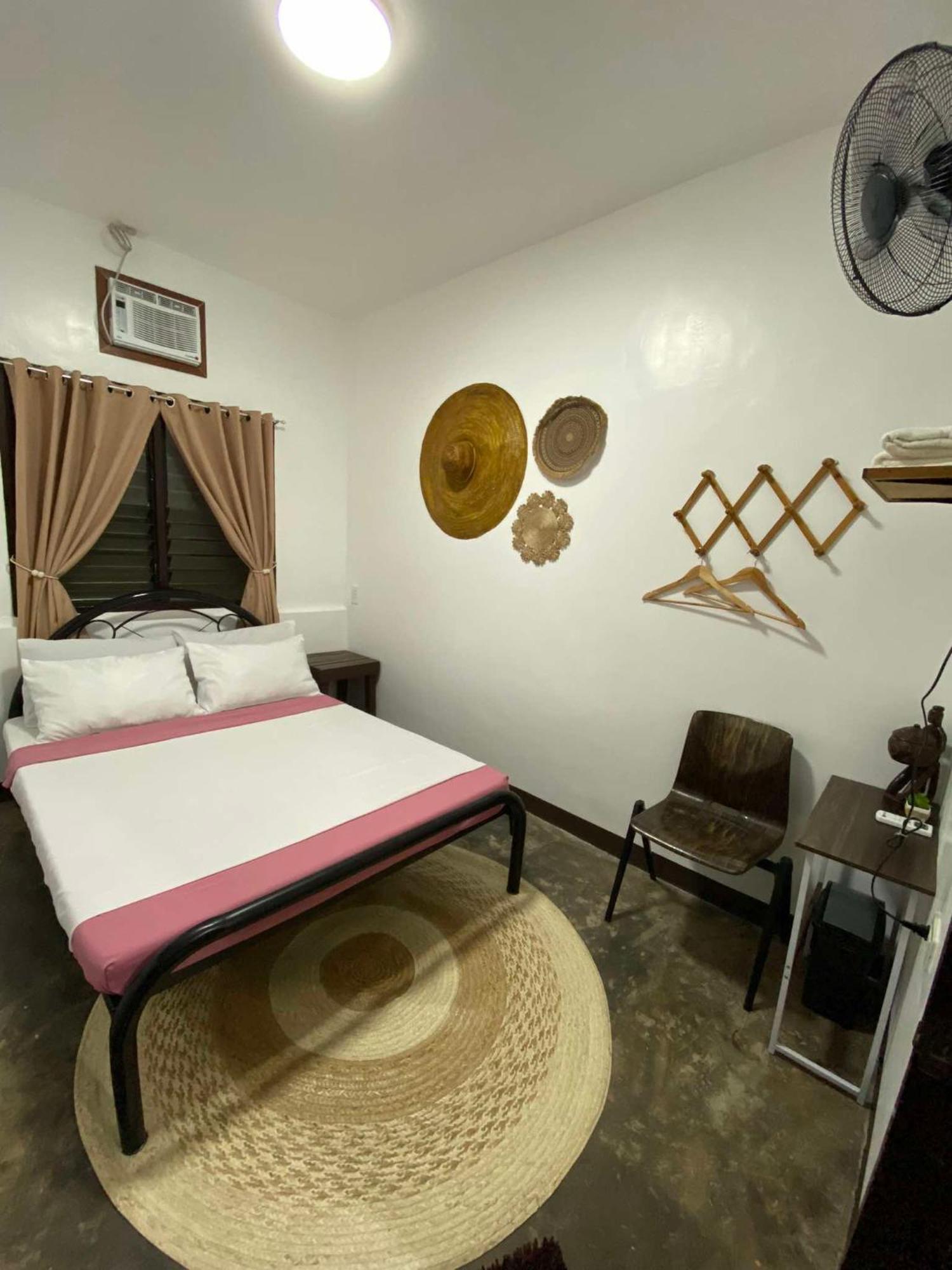 Hiraya Homestay Coron Exterior foto