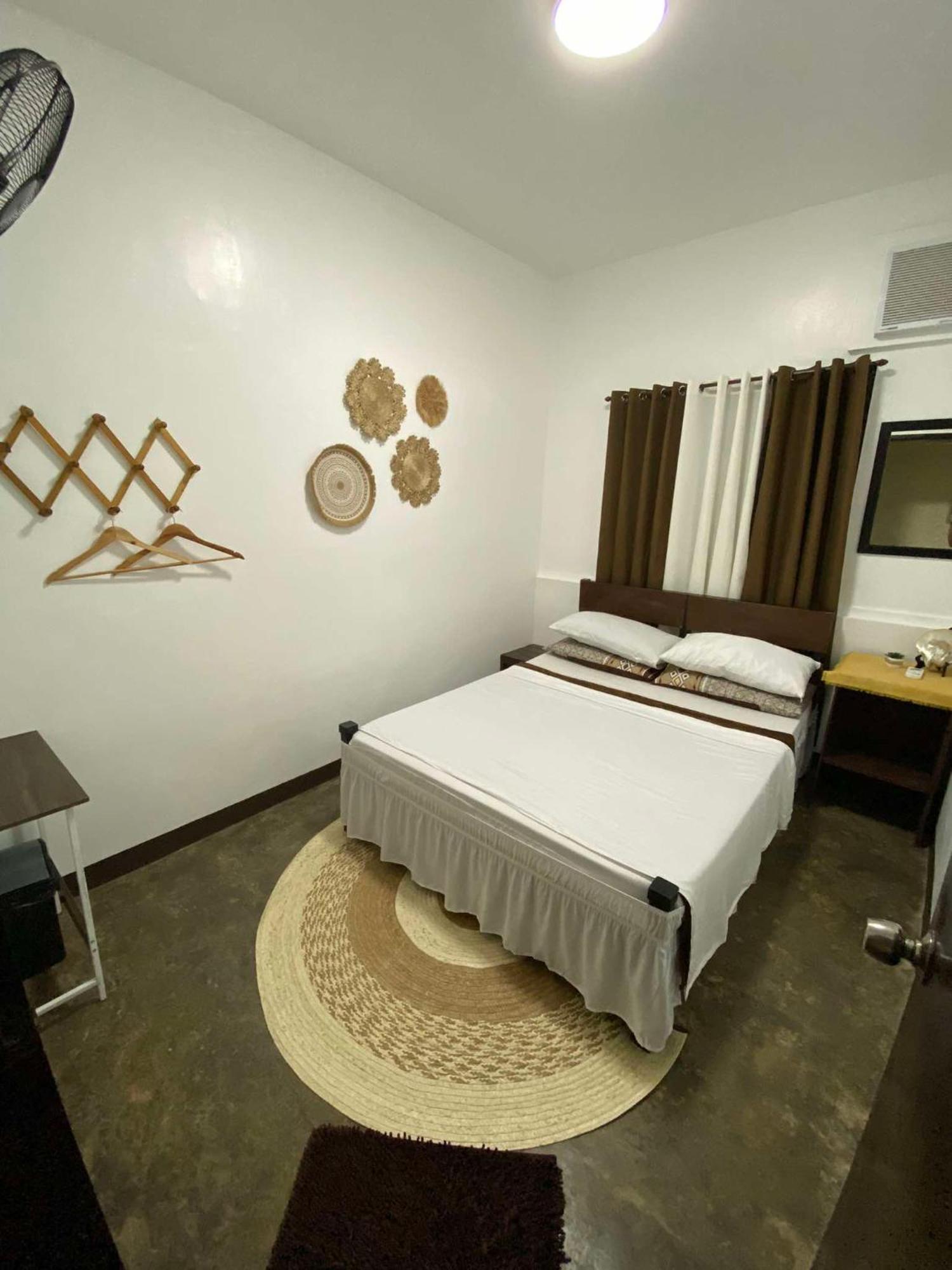 Hiraya Homestay Coron Exterior foto