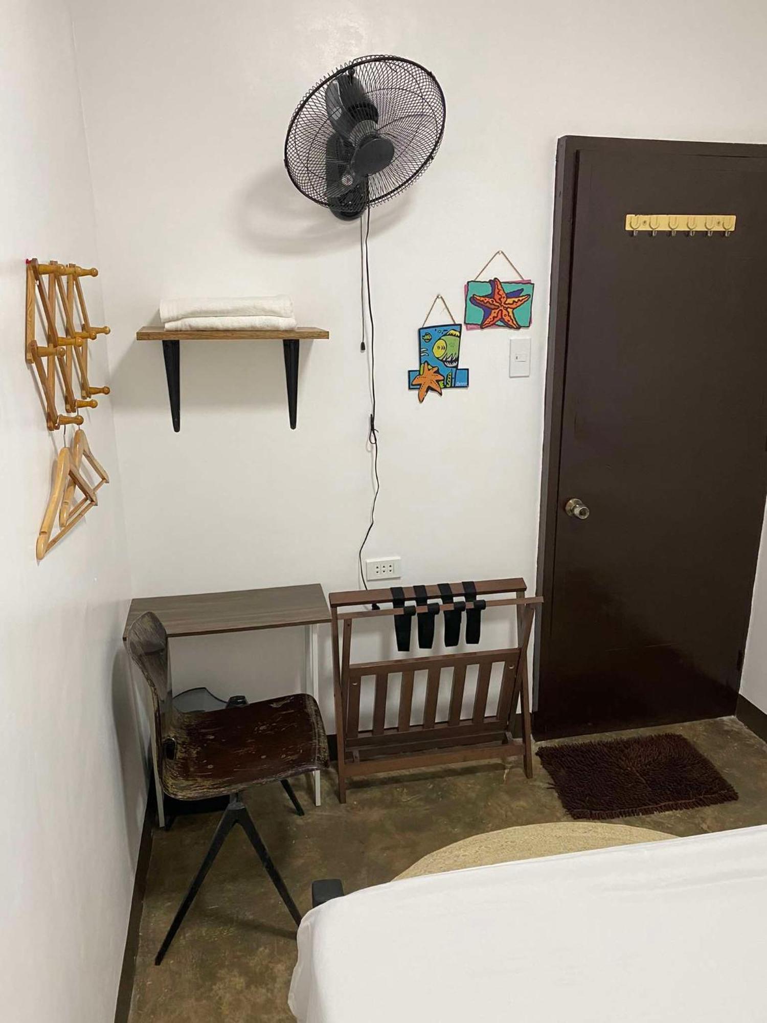 Hiraya Homestay Coron Exterior foto