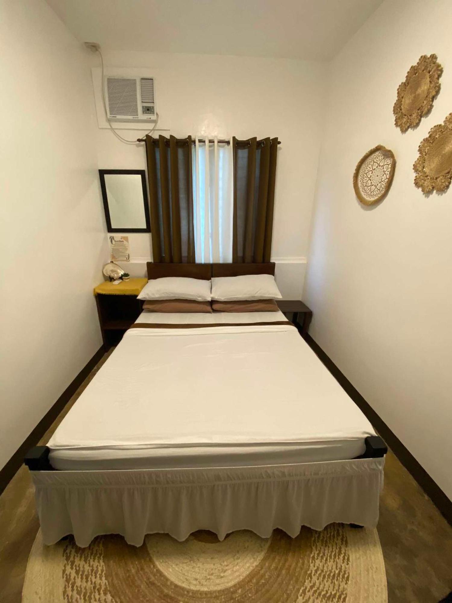 Hiraya Homestay Coron Exterior foto