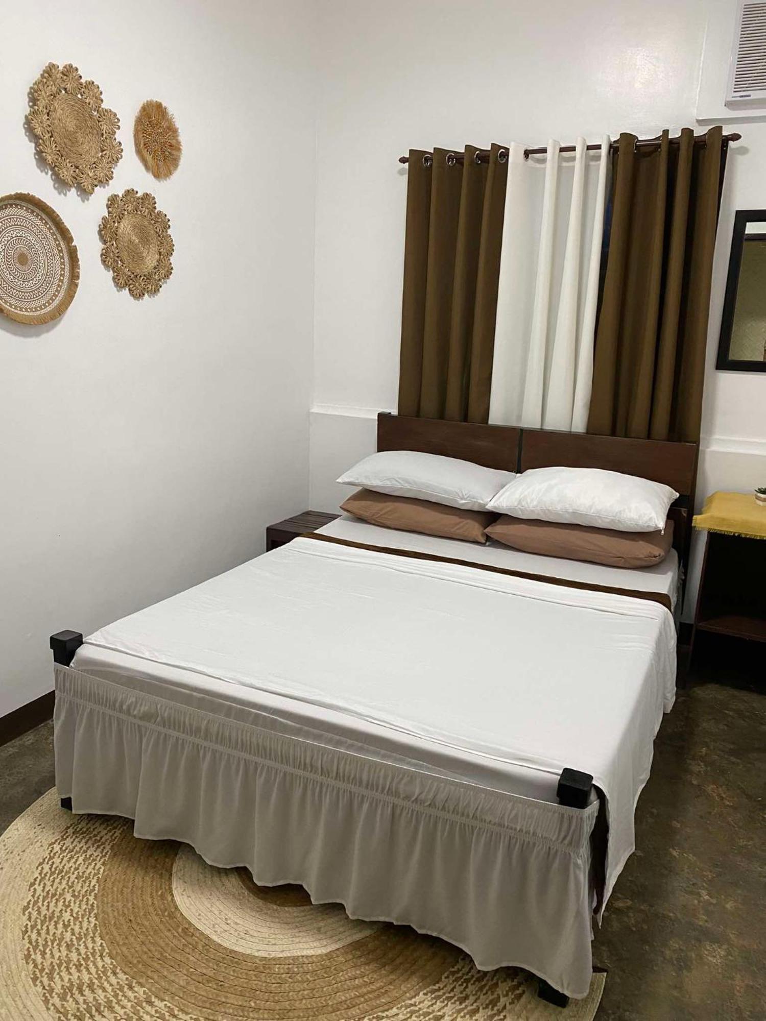 Hiraya Homestay Coron Exterior foto