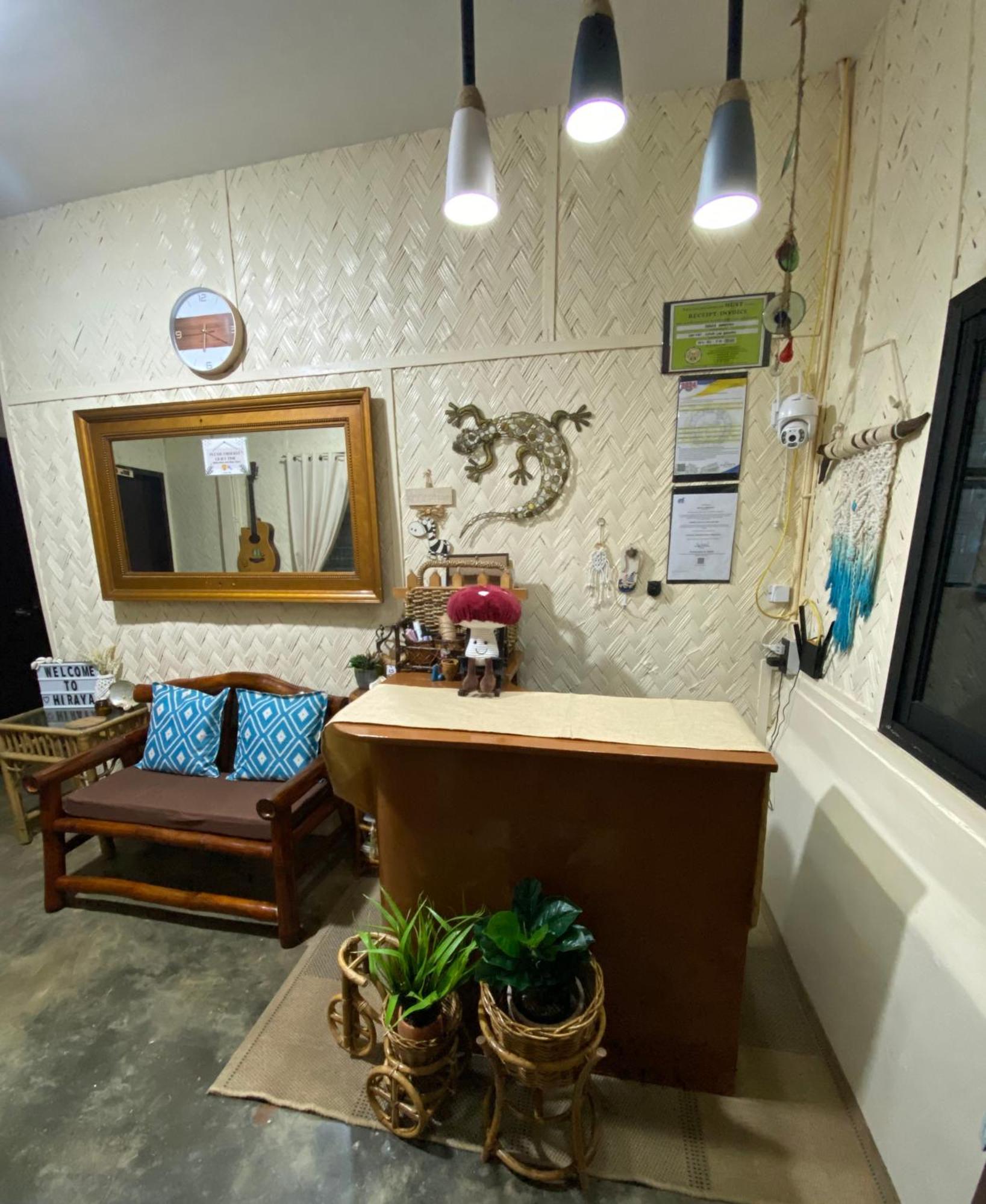 Hiraya Homestay Coron Exterior foto